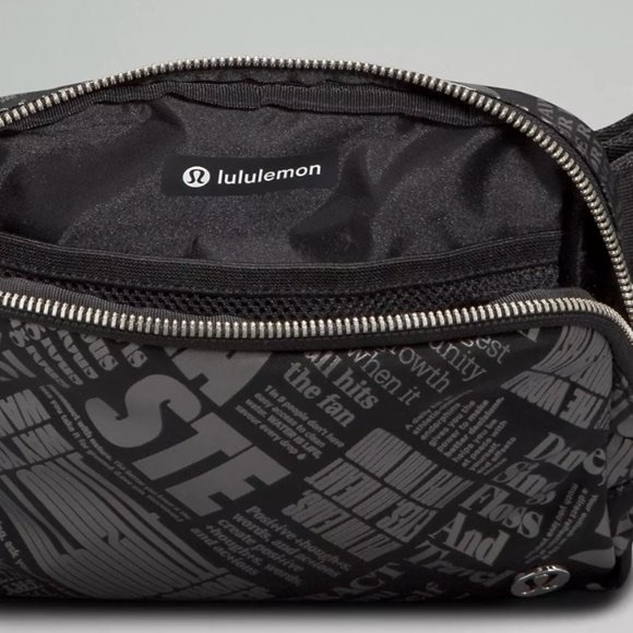 Lululemon NWT Unisex Everywhere Belt Bag 1L Manifesto Print Black/Silver - Picture 4 of 10